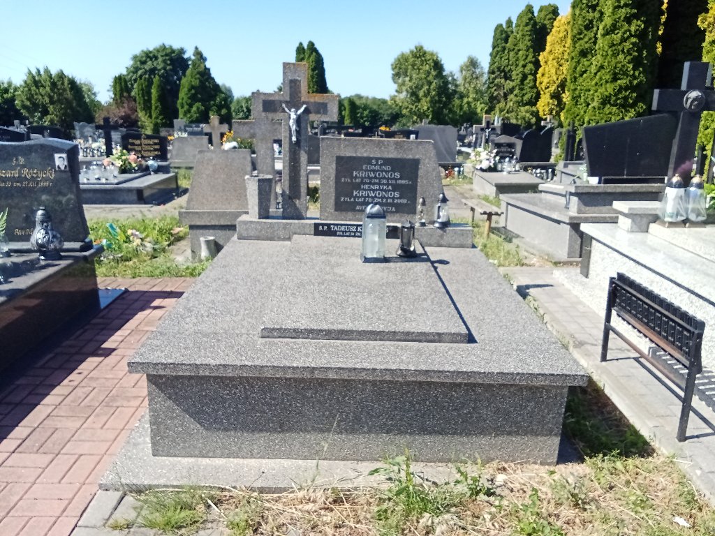 Grób Edmund Kriwonos