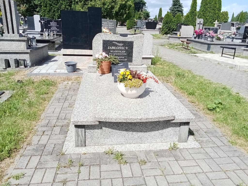 Grób Marianna Jabłońska