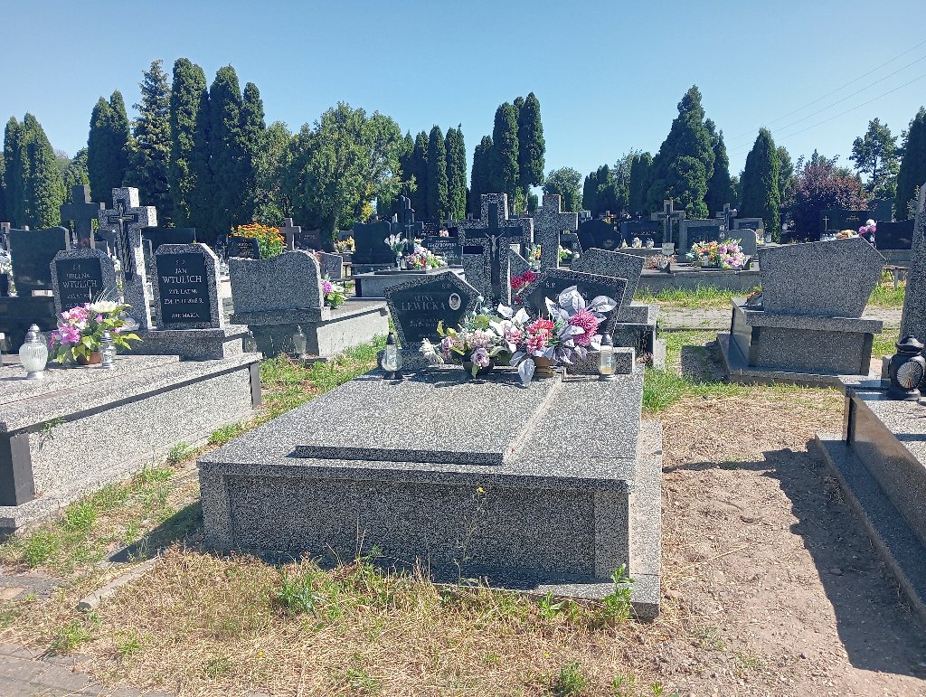 Grób Zenon Ryszard Lewicki