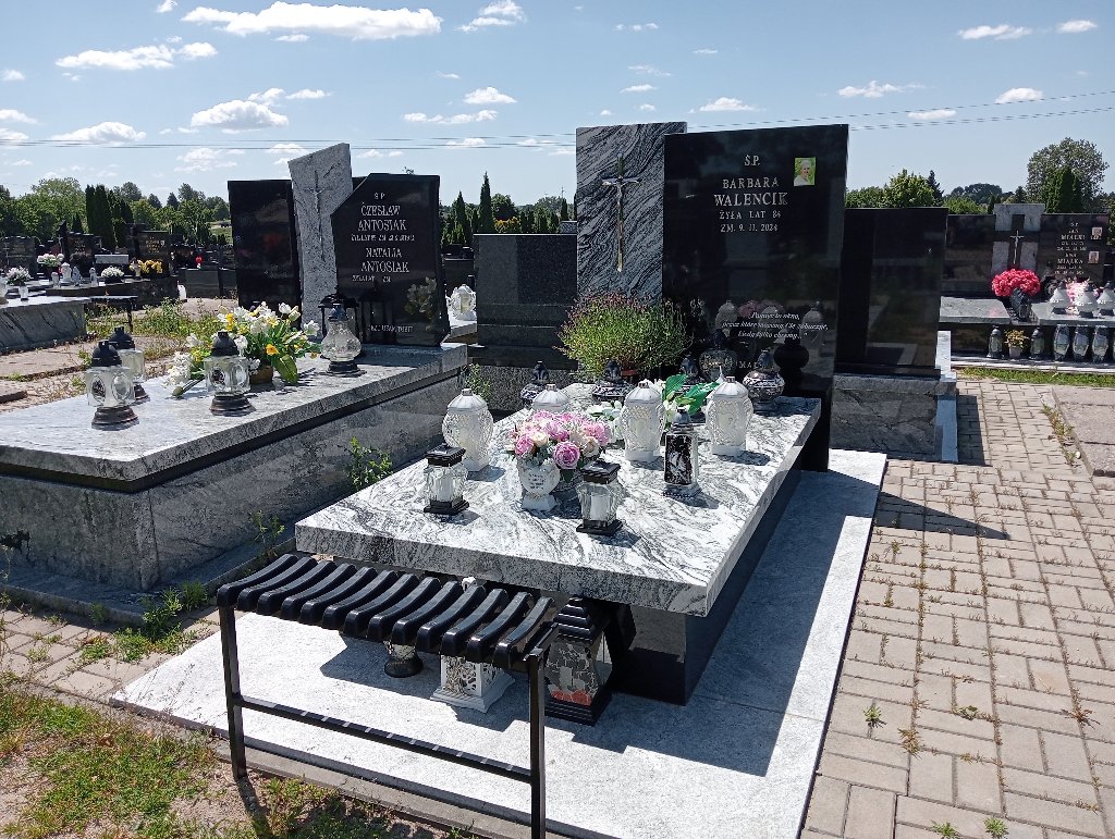 Grób Stefan Walencik